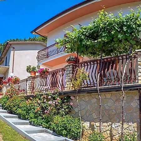 Casa Lieta B&B 수비아코